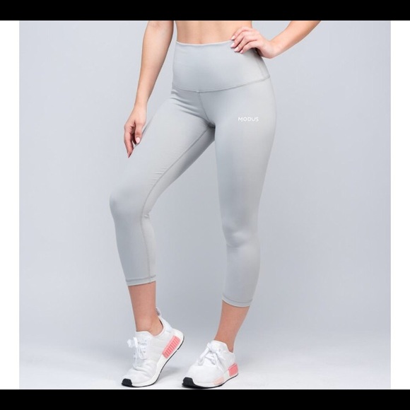 Modus Apparel Sculpt Capris - Picture 3 of 8